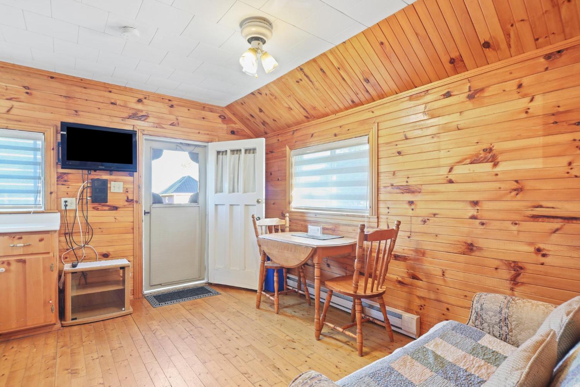 Avonlea Cottages Cavendish Exteriör bild