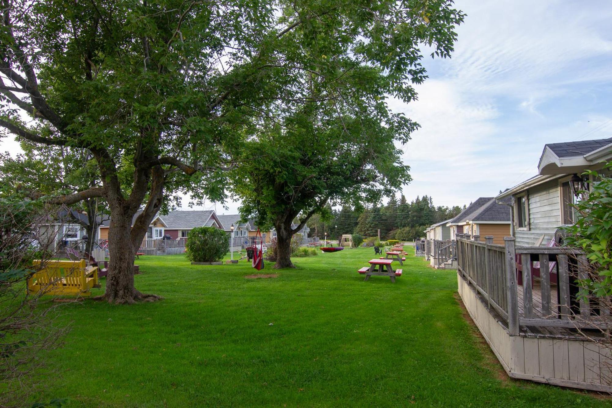 Avonlea Cottages Cavendish Exteriör bild