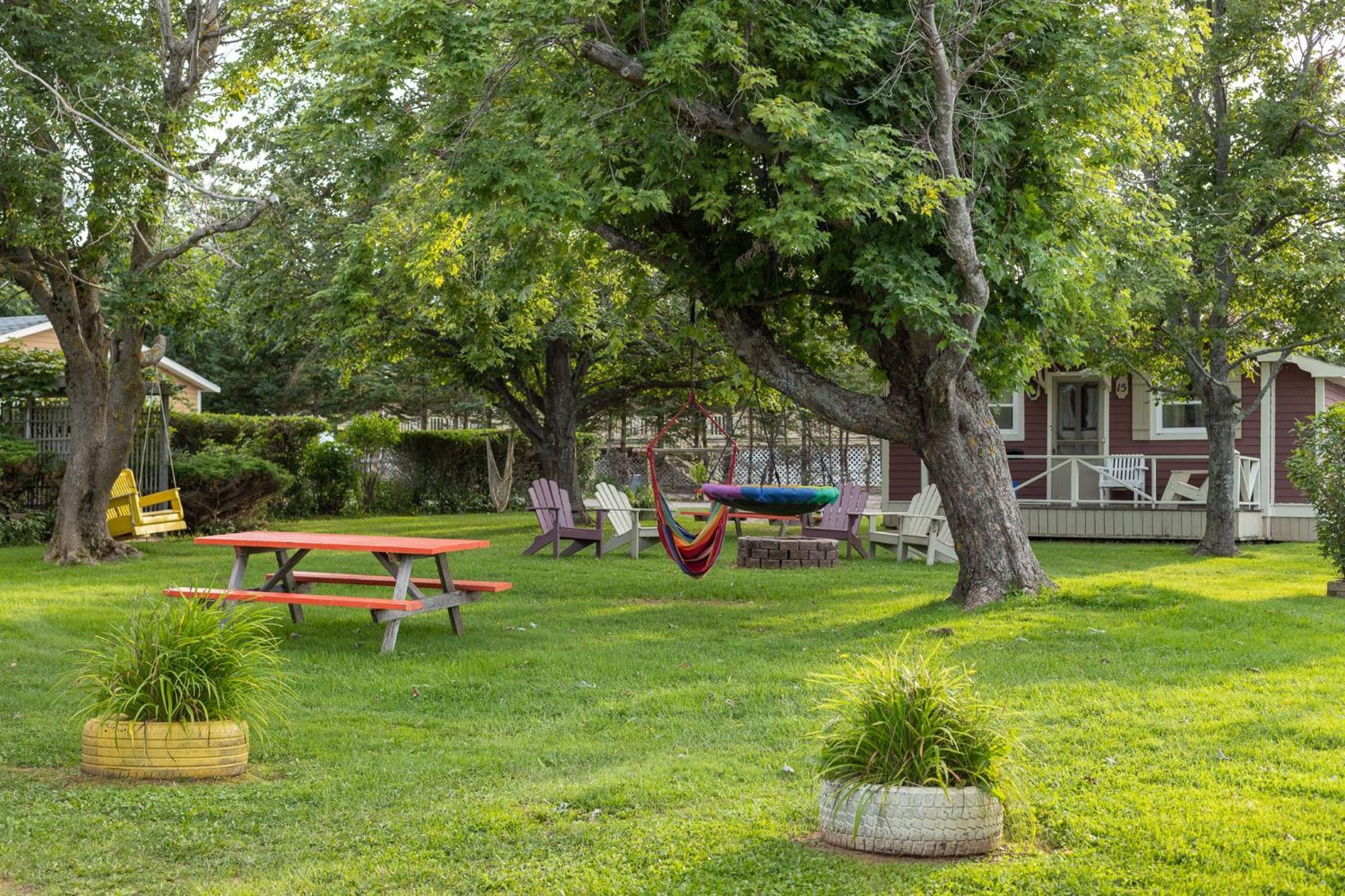 Avonlea Cottages Cavendish Exteriör bild