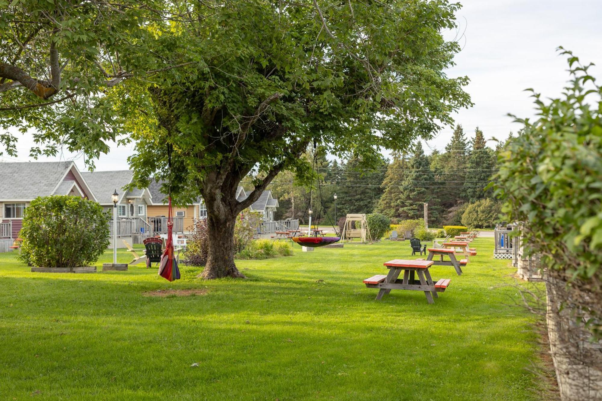 Avonlea Cottages Cavendish Exteriör bild