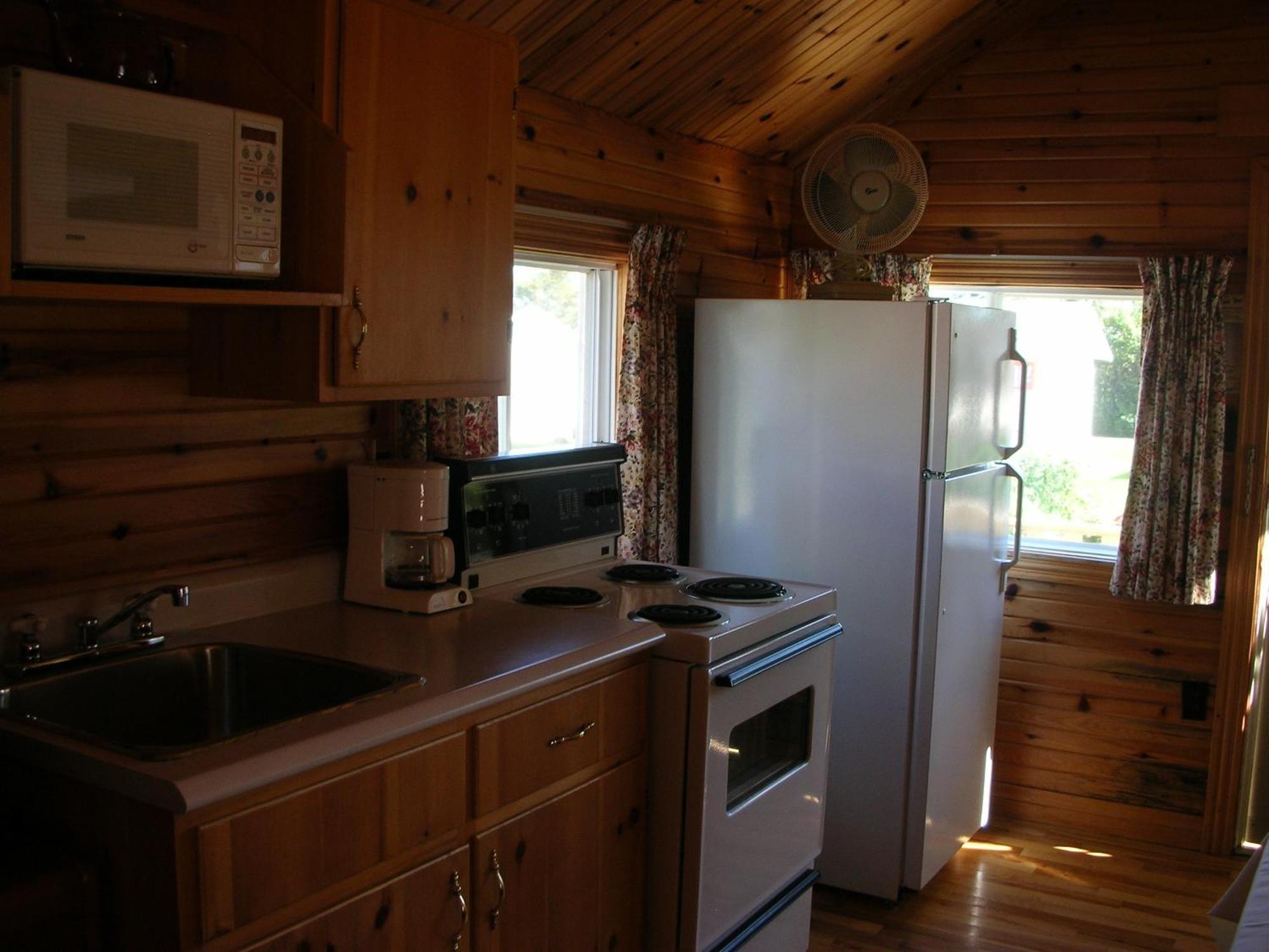 Avonlea Cottages Cavendish Rum bild